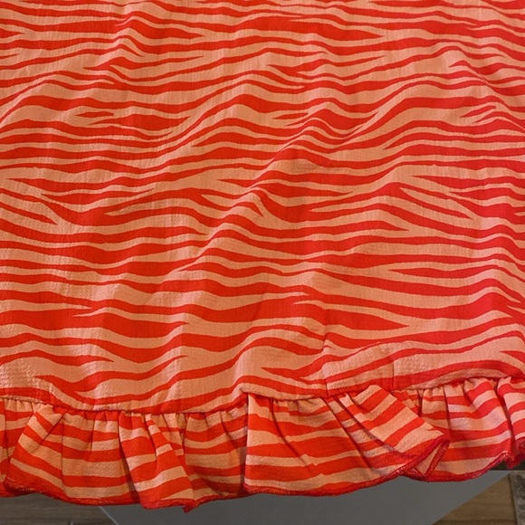 New Girl Order Curve square neck tea dress in neon zebra - Picture 6 of 9